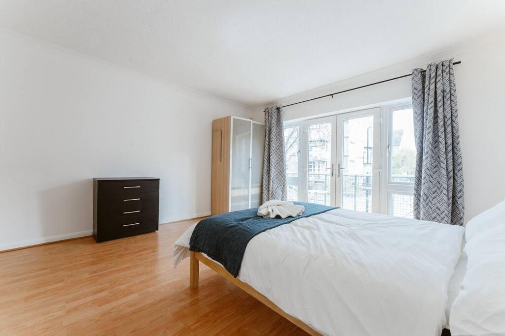 Up To 4 People, Room In A Share House Next To London Bridge Bagian luar foto